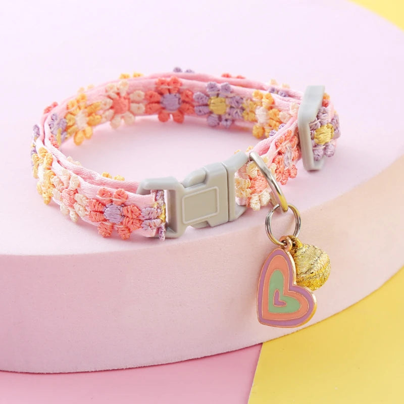 Collier pour chat avec clochette — réglable, motifs empreintes – photo 11