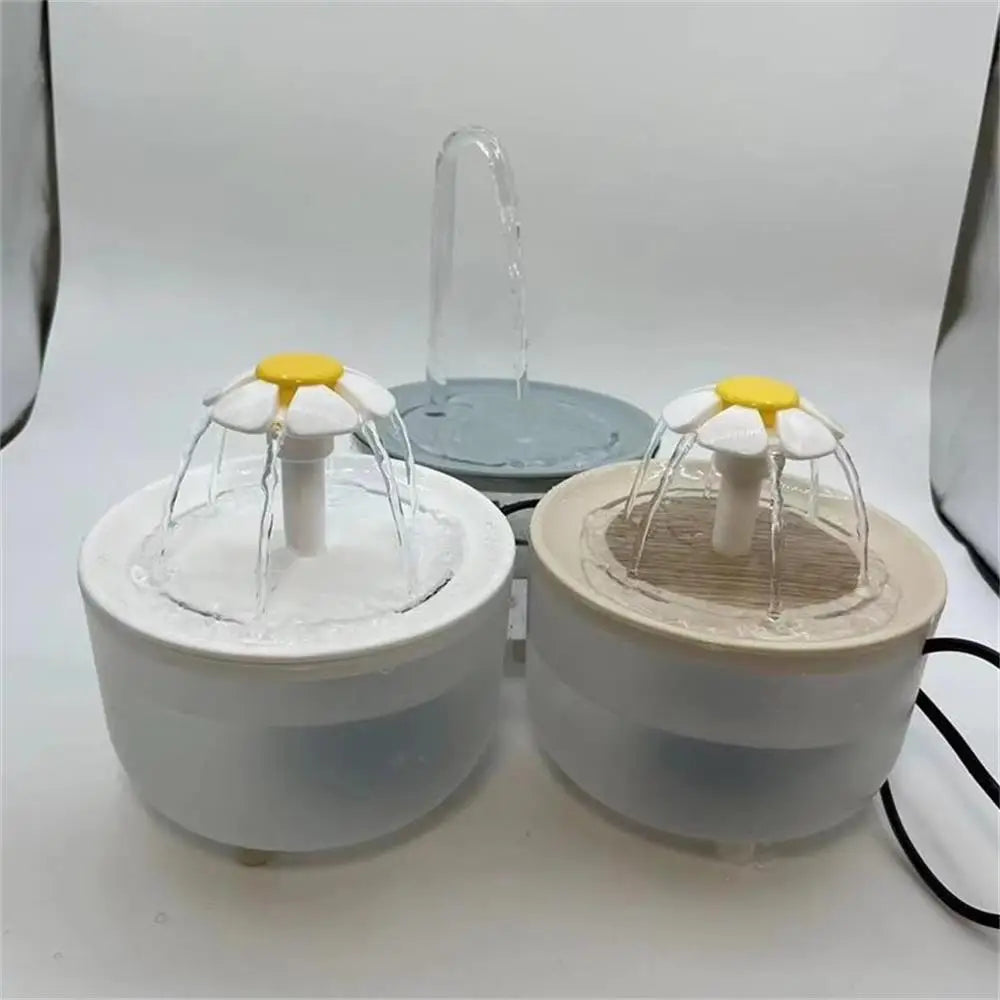 Fontaine à eau pour chat 1,2 L avec filtre — compacte, motif lotus – photo 2