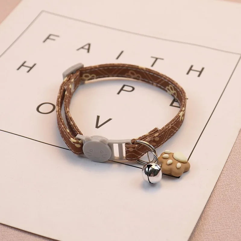 Collier pour chat avec clochette — réglable, motifs empreintes – photo 8