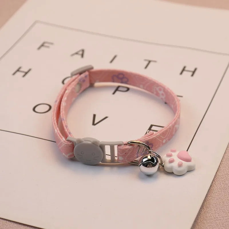 Collier pour chat avec clochette — réglable, motifs empreintes – photo 16