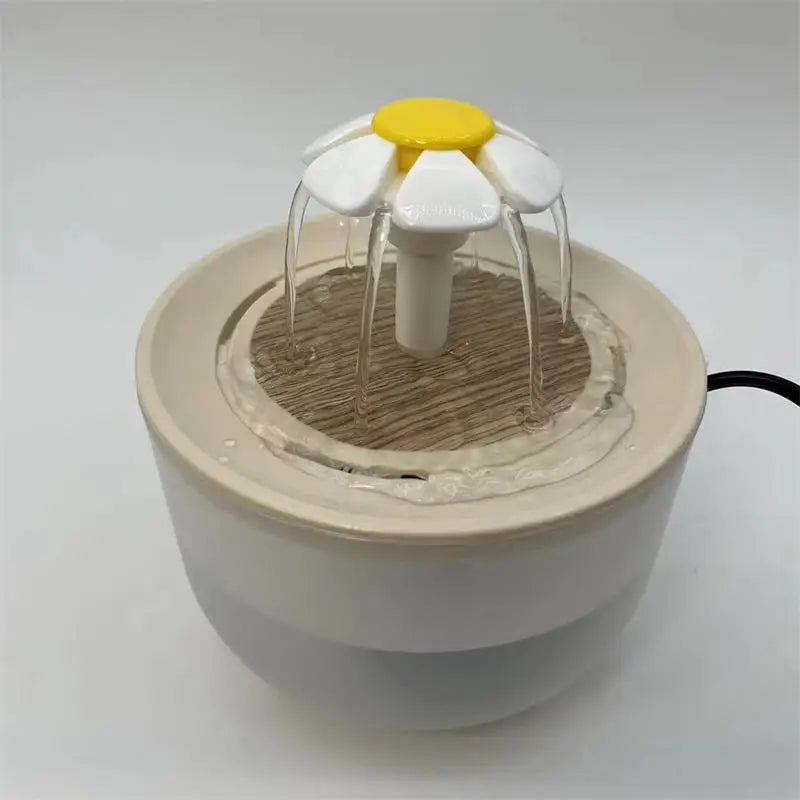 Fontaine à eau pour chat 1,2 L avec filtre — compacte, motif lotus – photo 3