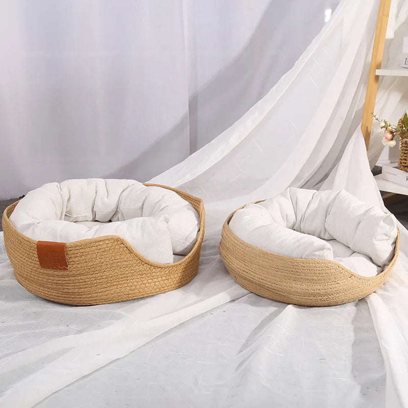 Panier pour chat en bambou tressé avec coussin — 3 tailles